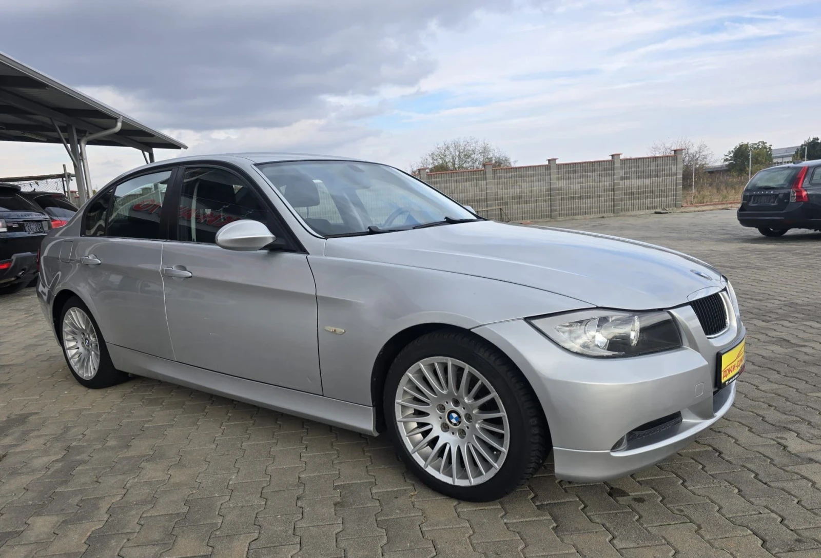 BMW 320 2.0D , снимка 3 - Автомобили и джипове - 56658495