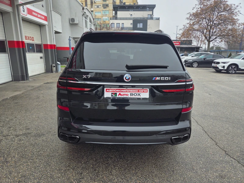 BMW X7 М60i/xDrive/Full/B Гаранция! ! ! , снимка 4 - Автомобили и джипове - 53209717
