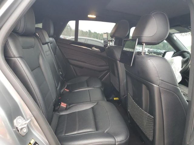 Mercedes-Benz GLE 43 AMG amg* 4MATIC* Memory* Подгрев* Keyless* Pano* Navi, снимка 11 - Автомобили и джипове - 53215620