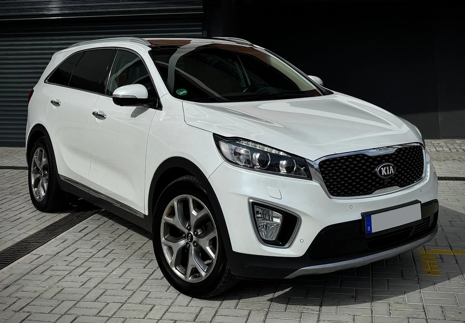 Kia Sorento  2.2 Platinum Edition 7-местен FULL 4x4 182хил.км - изображение 2