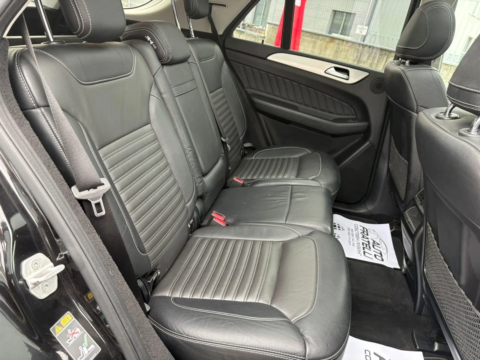 Mercedes-Benz GLE 500 AMG PACK* Plug-in Hybrid* FULL* ЛИЗИНГ* БАРТЕР* , снимка 16 - Автомобили и джипове - 53778302