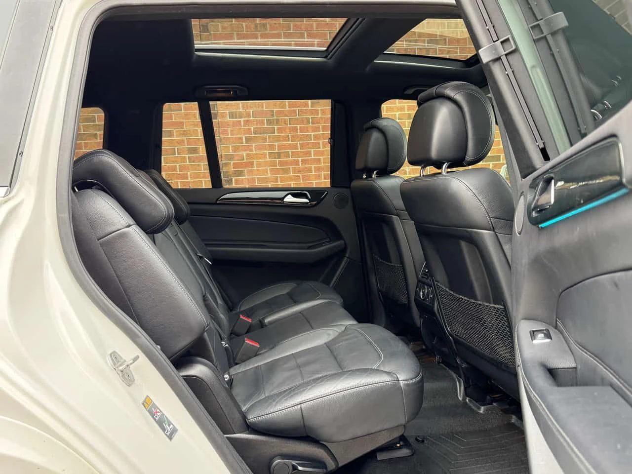 Mercedes-Benz GLS 450 4MATIC* DISTRONIC* HARMAN/KARDON* ОБДУХВАНЕ* , снимка 11 - Автомобили и джипове - 53803092