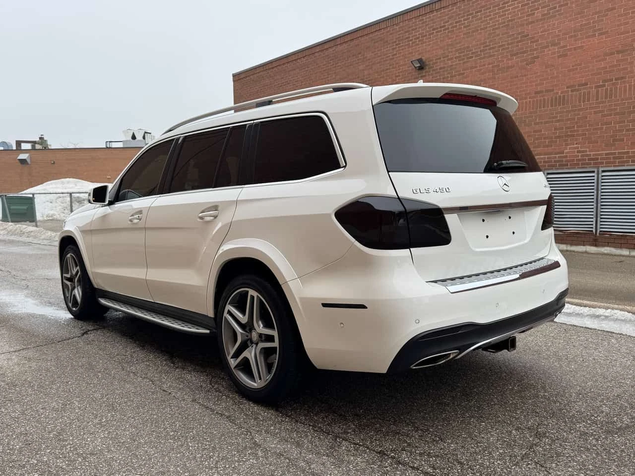 Mercedes-Benz GLS 450 4MATIC* DISTRONIC* HARMAN/KARDON* ОБДУХВАНЕ* , снимка 10 - Автомобили и джипове - 53803092