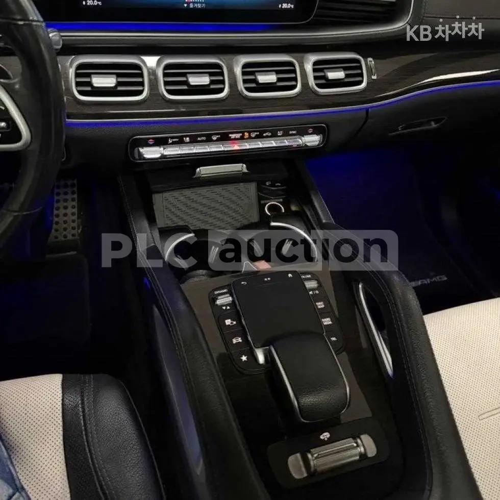 Mercedes-Benz GLE 400 d Coupe | AMG PACK | PANO | DIST | ВКЛ. ТЕХНОТЕСТ, снимка 10 - Автомобили и джипове - 54508855