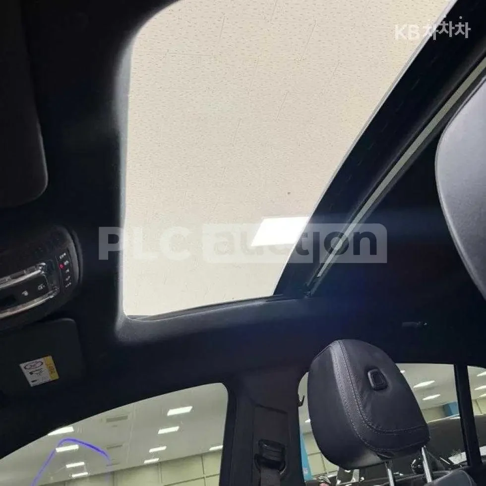 Mercedes-Benz GLE 400 d Coupe | AMG PACK | PANO | DIST | ВКЛ. ТЕХНОТЕСТ, снимка 12 - Автомобили и джипове - 54508855