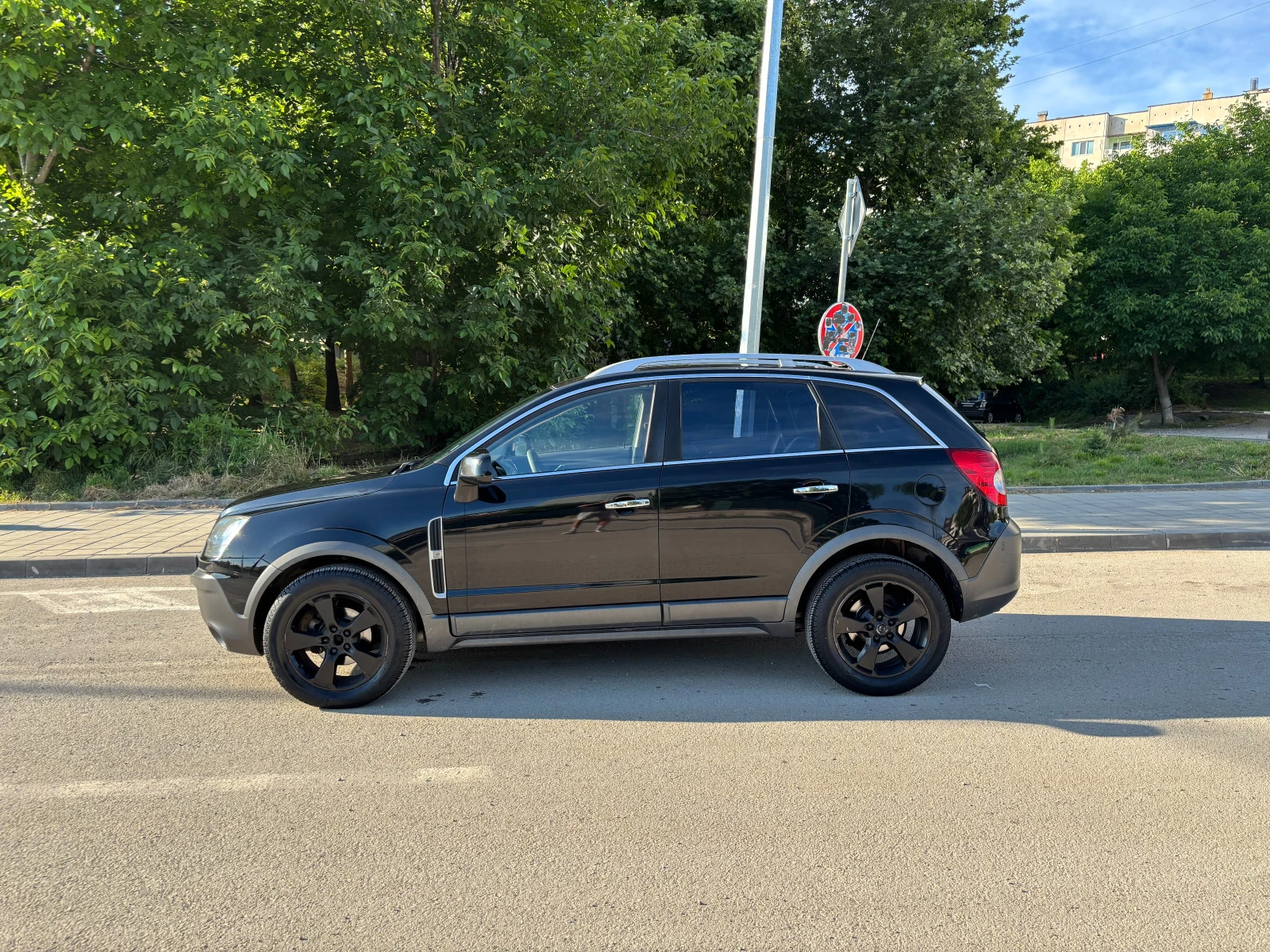 Opel Antara, снимка 3 - Автомобили и джипове - 54966501