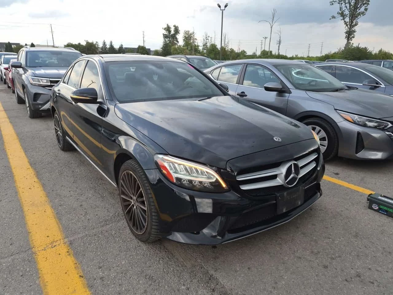 Mercedes-Benz C 300 4MATIC * AMG Line * CARFAX * , снимка 2 - Автомобили и джипове - 55636493