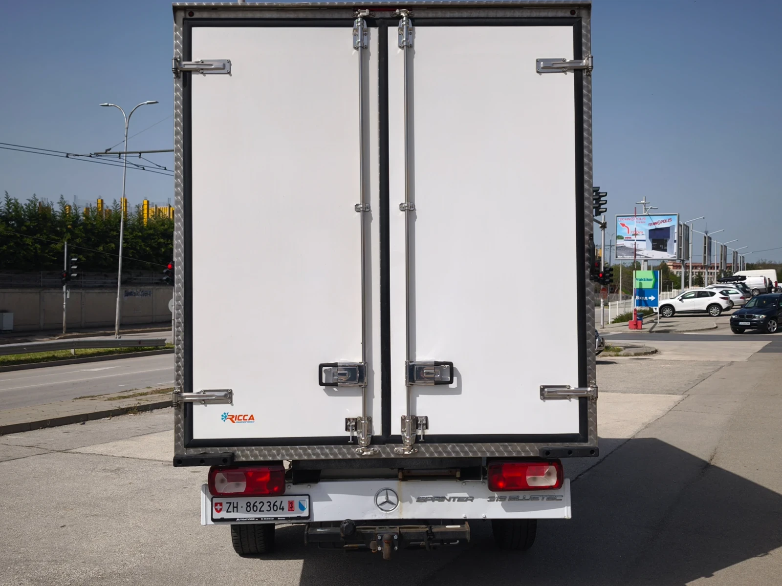 Mercedes-Benz Sprinter 319 CDI 190кс Евро5 Хладилен минусов Швейцария  - изображение 8