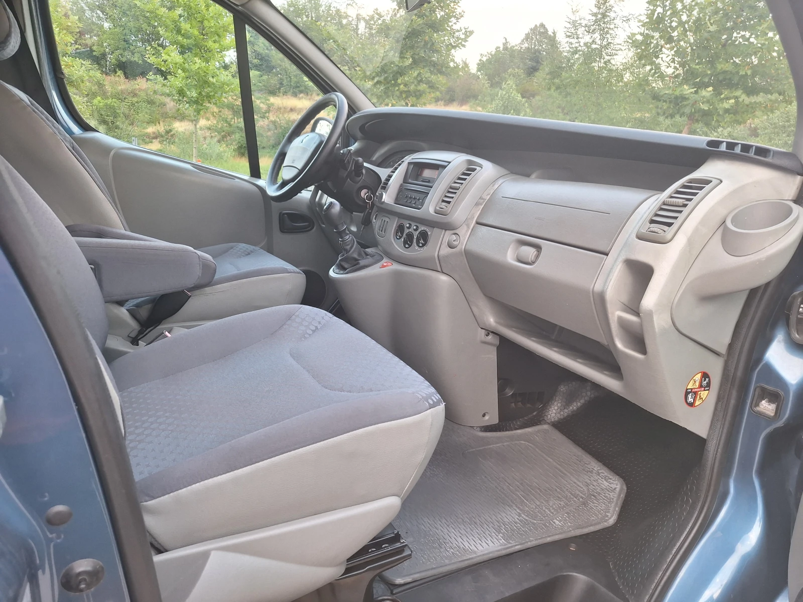 Renault Trafic Dci 115   Passenger   | Mobile.bg   15