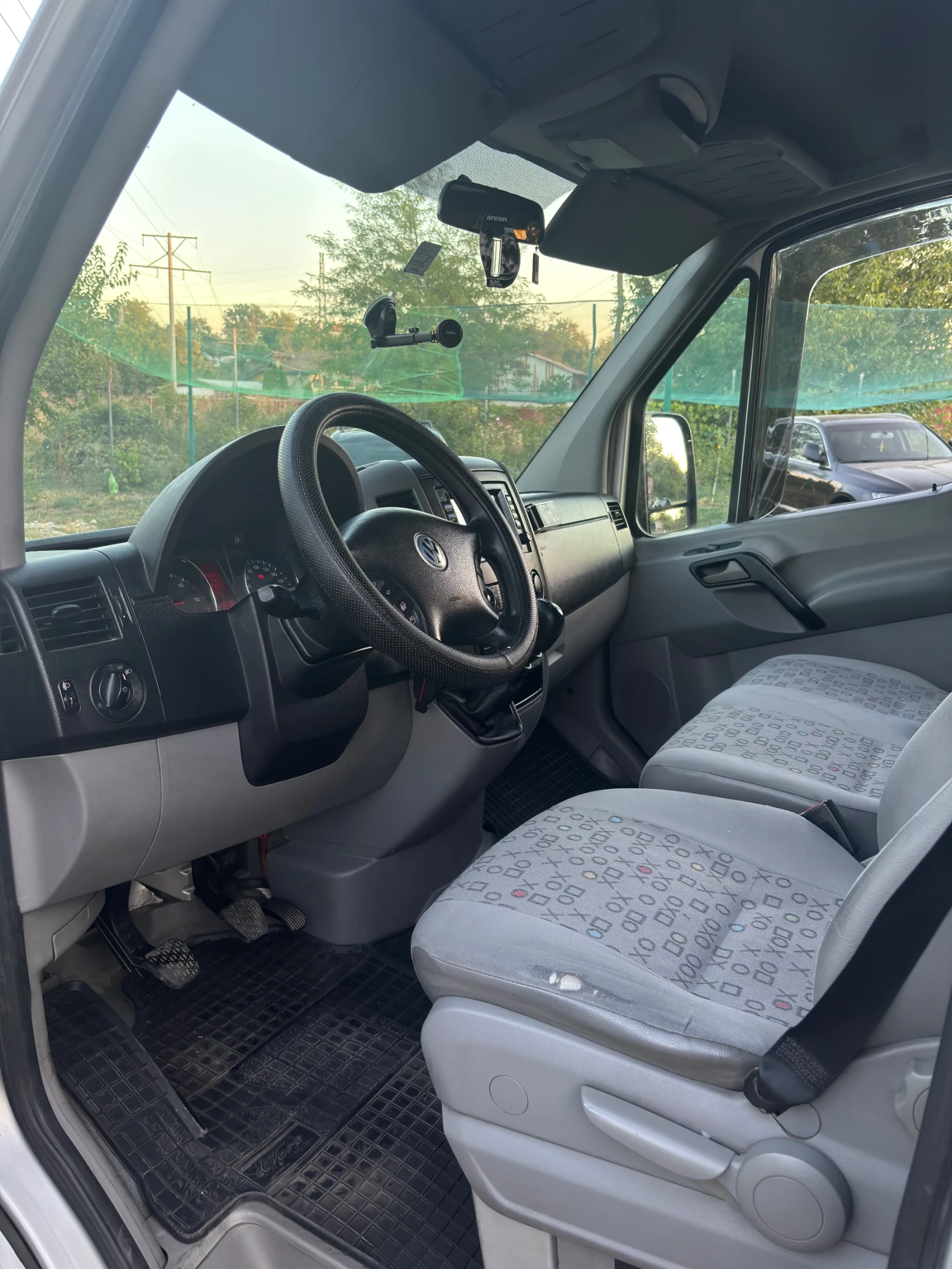 VW Crafter 2.5 TDI 8+ 1  - изображение 6