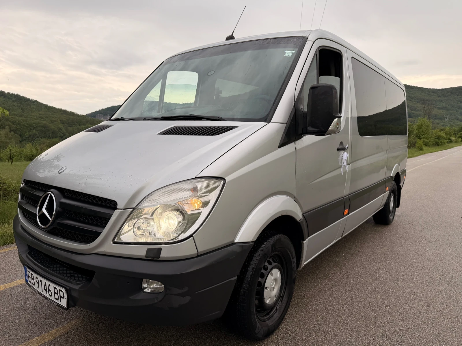 Mercedes-Benz Sprinter 215 CDI 150к.с* 9Места* Нави* Камера* Клима* FullЕ, снимка 5 - Бусове и автобуси - 54458096