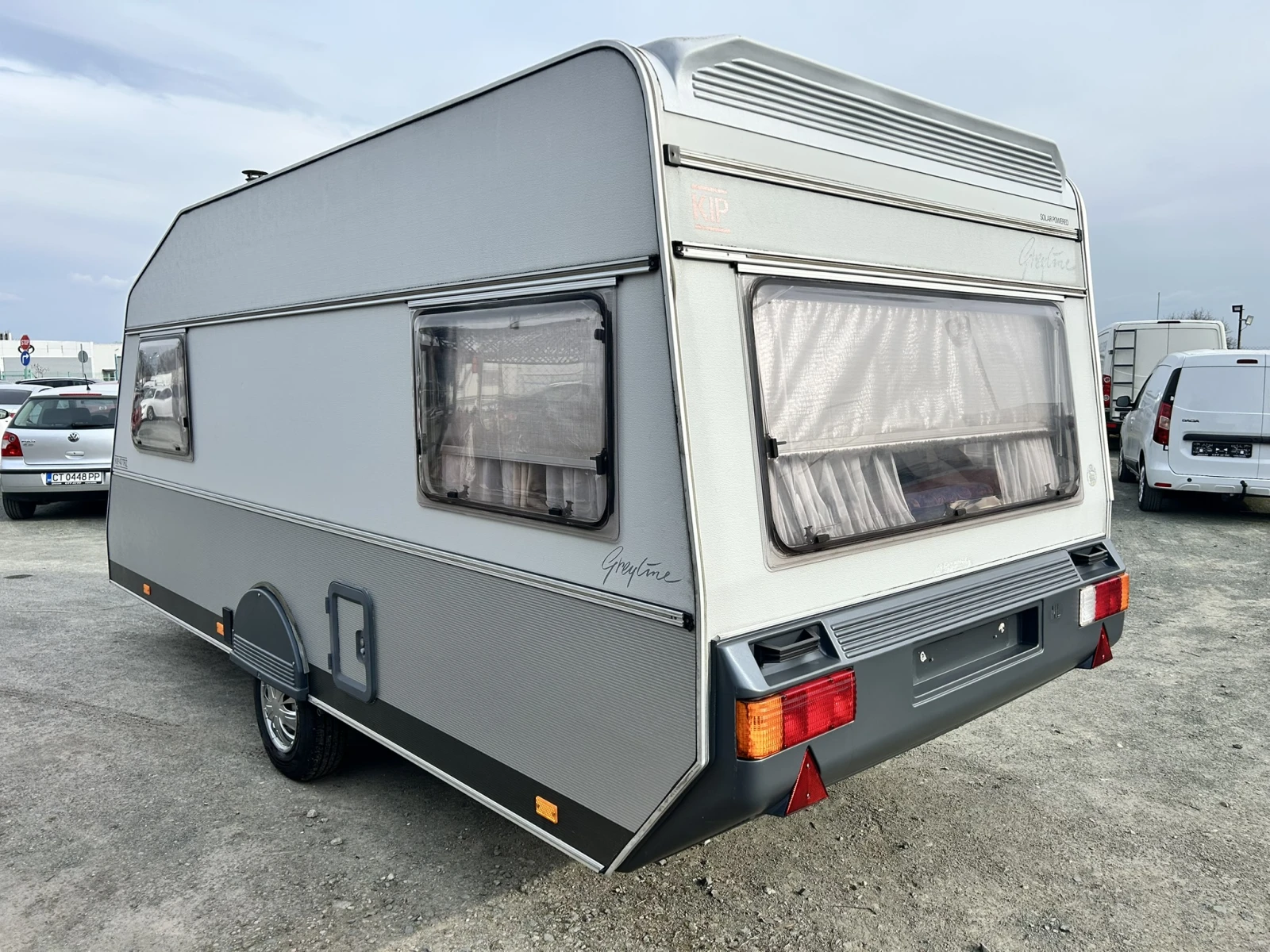 Каравана KIP GreyLine 47 Slolar Power, снимка 3 - Каравани и кемпери - 53926754