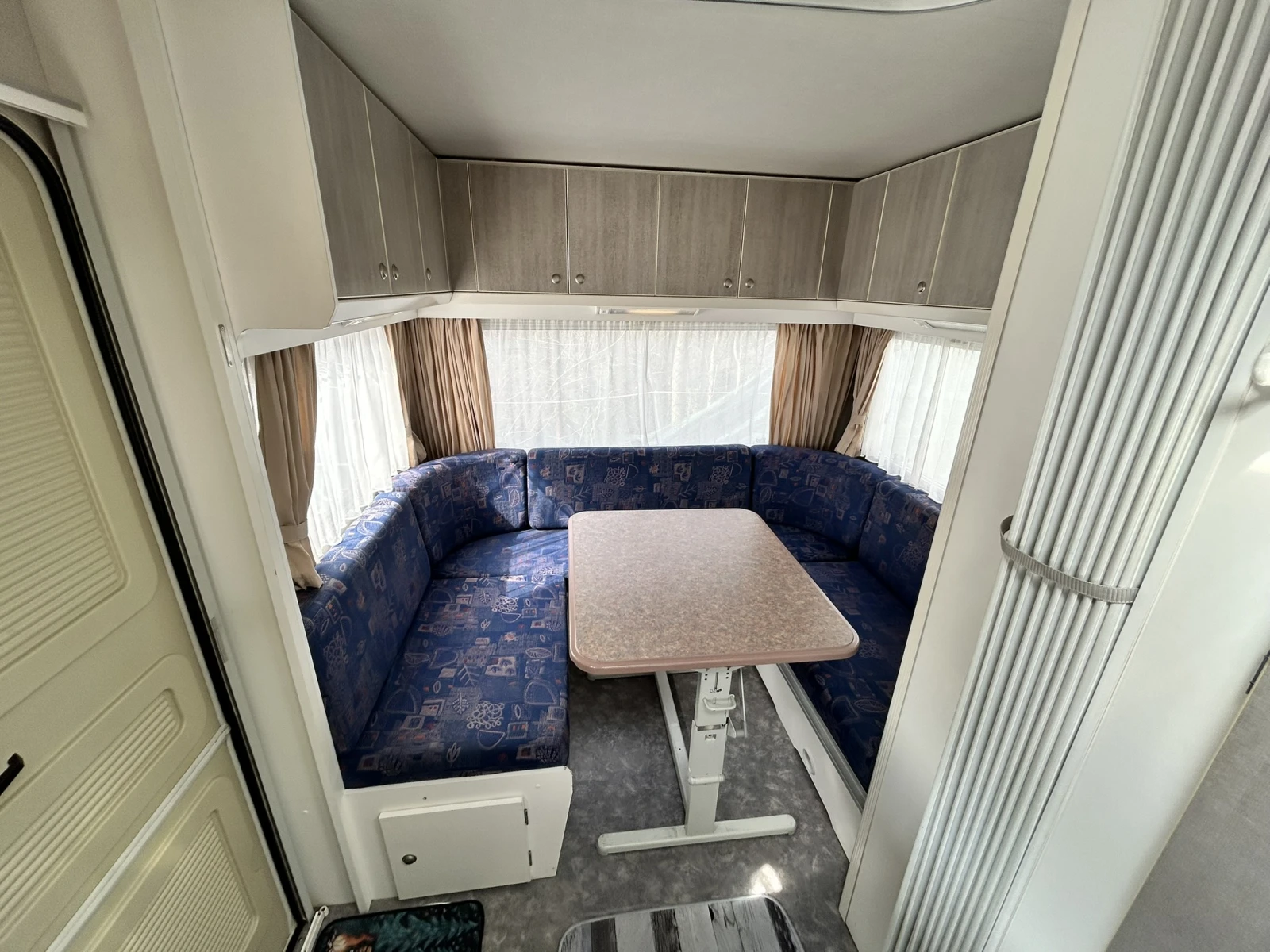 Каравана KIP GreyLine 47 Slolar Power, снимка 14 - Каравани и кемпери - 53926754