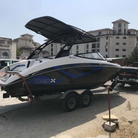 Лодка Yamaha 242X, снимка 2