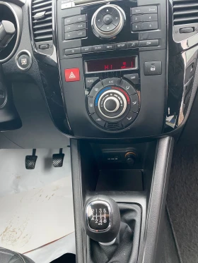 Kia Venga 1.6CRDI---Бонбон---, снимка 8