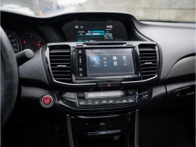 Honda Accord * Sedan L4 Sport 6mt * CARFAX * БЕЗ ПЪРВОНАЧАЛНА В, снимка 12