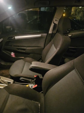 Opel Astra OPEL ASTRA H 1.8 AUTOMAT - 2250 € / 4400.62 лв. - 37574280 10