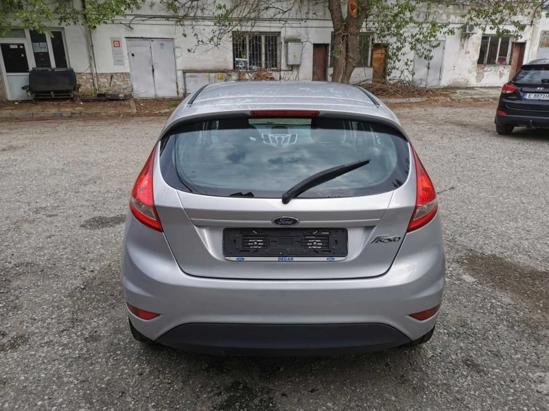 Ford Fiesta 1.4 газ brc, снимка 5 - Автомобили и джипове - 47743293