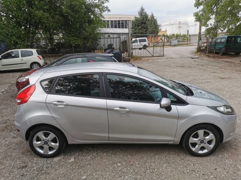 Ford Fiesta 1.4 газ brc, снимка 9 - Автомобили и джипове - 47743293