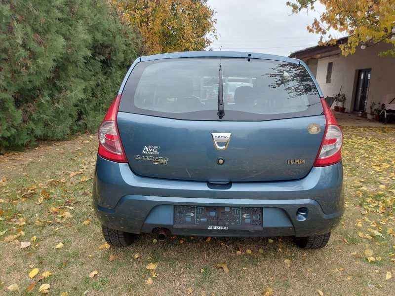 Dacia Sandero 1.4 75к.с, снимка 5 - Автомобили и джипове - 47823518