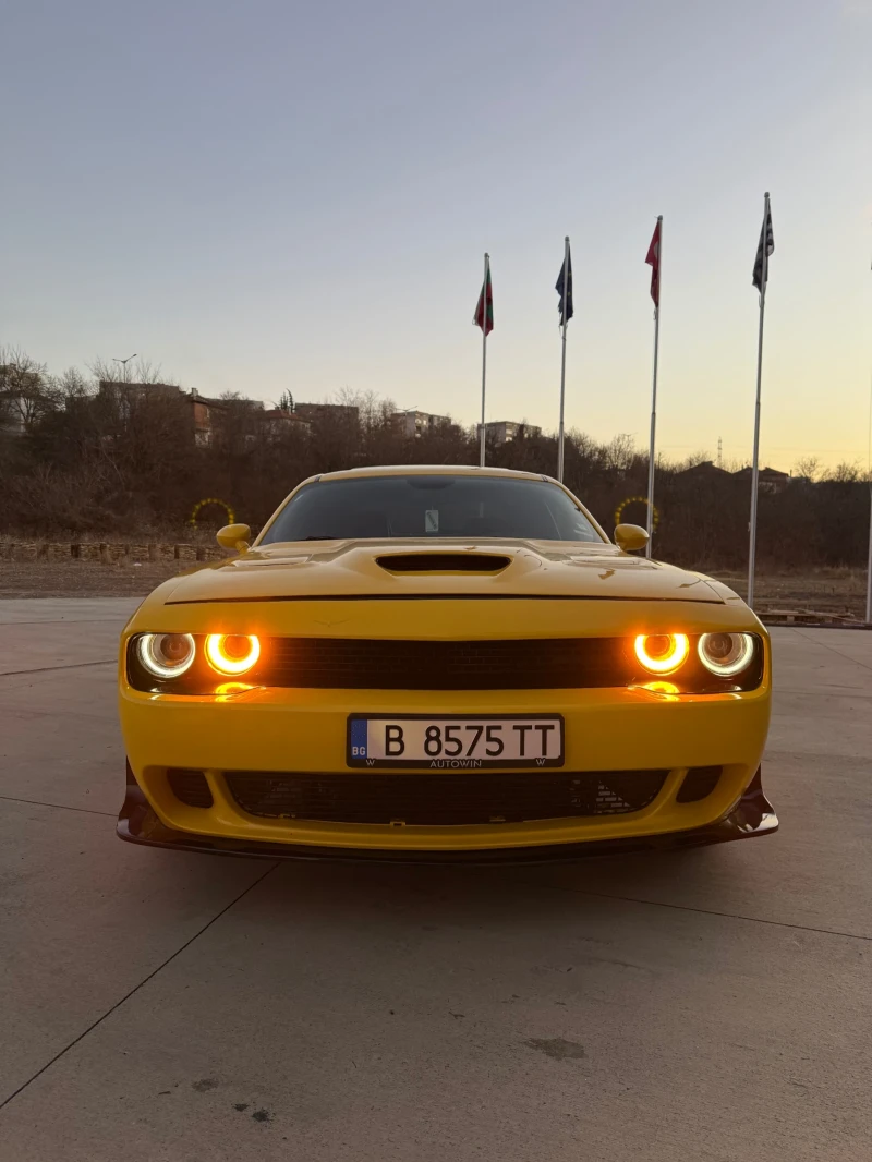 Dodge Challenger Super Track/WIDEBODY/ПОДГРЕВ/ОБДУХВАНЕ/ЛЮК/, снимка 2 - Автомобили и джипове - 48116624