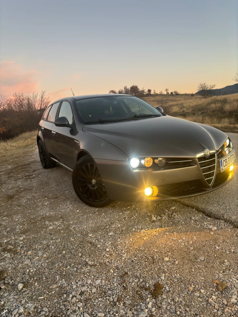 Alfa Romeo 159 sportwagon 2.4JTDm 210hp Giugiaro, снимка 2 - Автомобили и джипове - 48395642