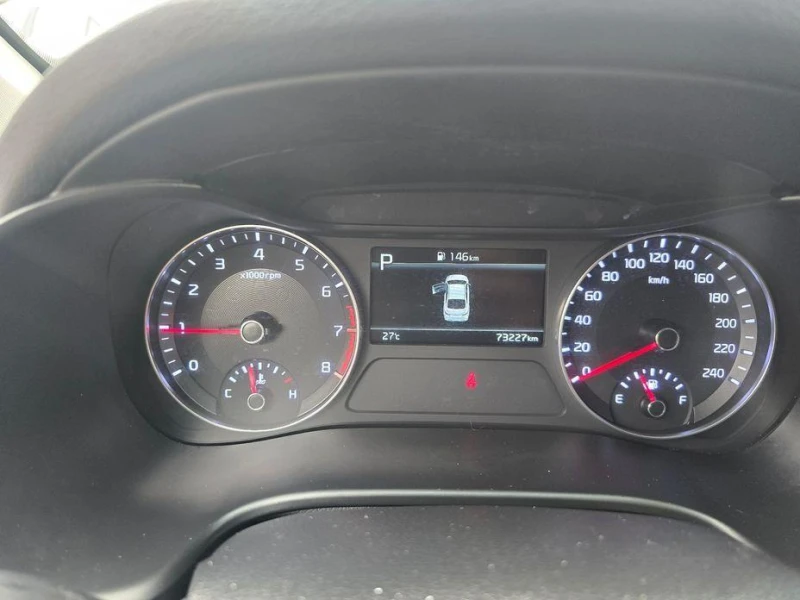 Kia K3 1.6 Trendy * НАЙ-ДОБРА ЦЕНА В БЪЛГАРИЯ* , снимка 12 - Автомобили и джипове - 52032633