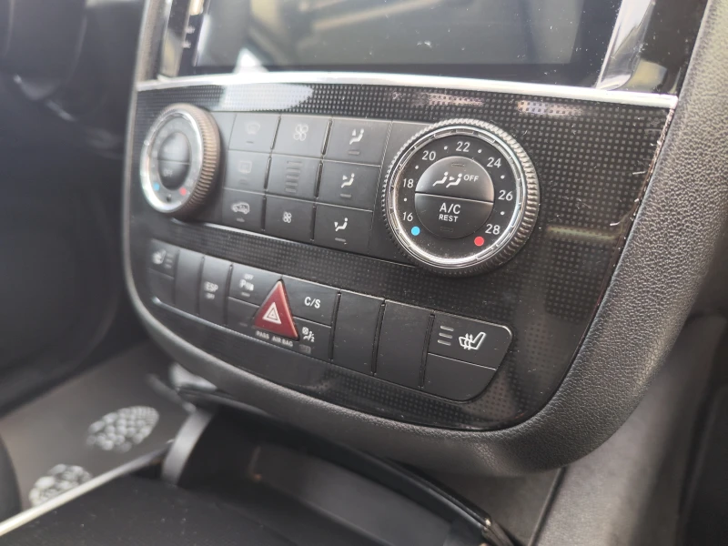 Mercedes-Benz R 320 AMG* 4MATIC* PODGREV* NAVI* ALCANTAR* LIZING, снимка 11 - Автомобили и джипове - 52285997