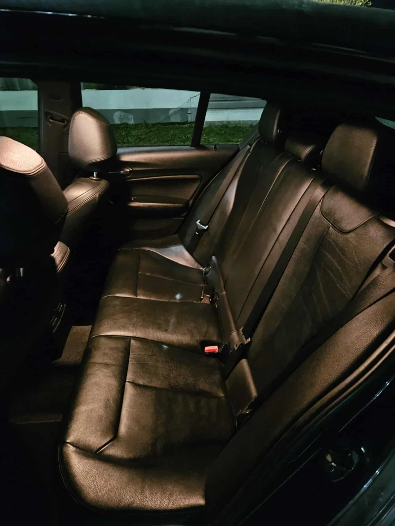 BMW 120 Xdrive 207, 000 km, снимка 11 - Автомобили и джипове - 52543151