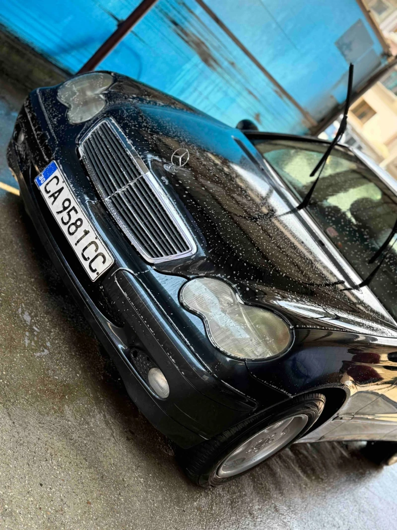 Mercedes-Benz C 220 W203, снимка 4 - Автомобили и джипове - 52869351