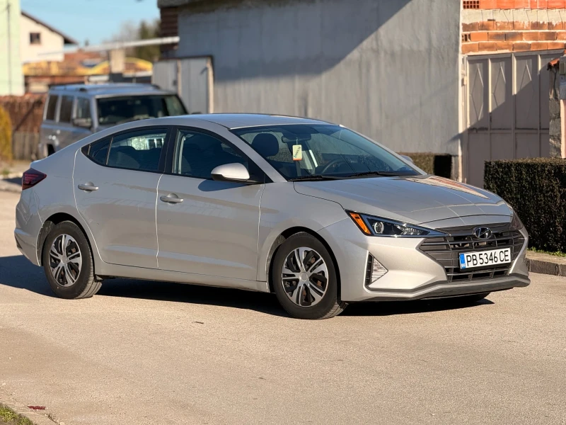 Hyundai Elantra SE 2.0, снимка 2 - Автомобили и джипове - 52929025