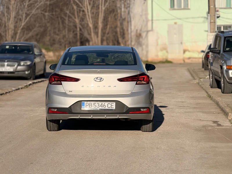 Hyundai Elantra SE 2.0, снимка 5 - Автомобили и джипове - 52929025