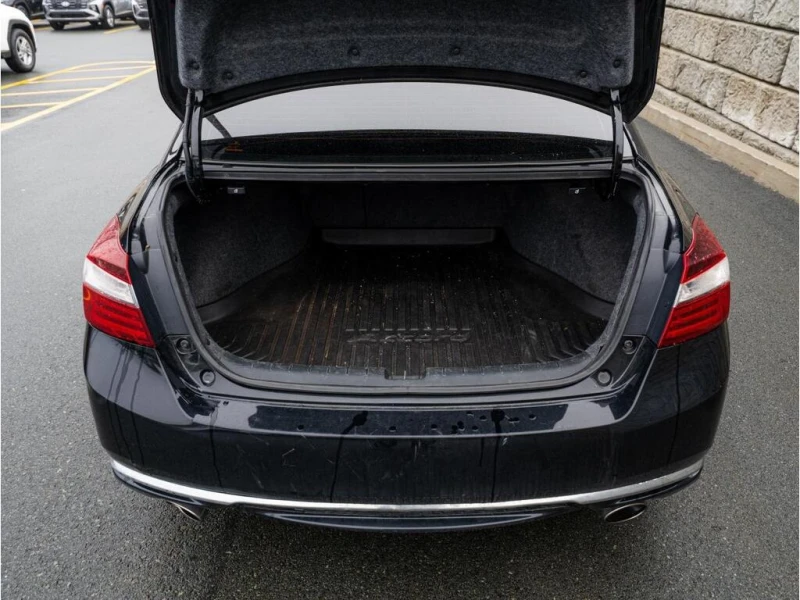 Honda Accord * Sedan L4 Sport 6mt * CARFAX * БЕЗ ПЪРВОНАЧАЛНА В, снимка 6 - Автомобили и джипове - 52932093