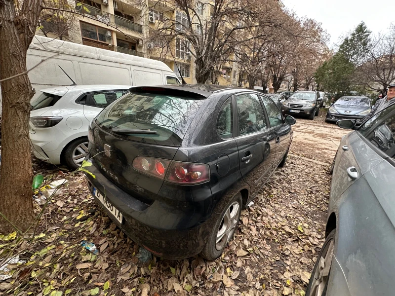 Seat Ibiza 1.4 Газ/Бензин, снимка 4 - Автомобили и джипове - 53274392