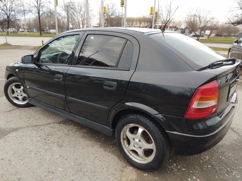 Opel Astra 1.6//КЛИМА///, снимка 6 - Автомобили и джипове - 53329352