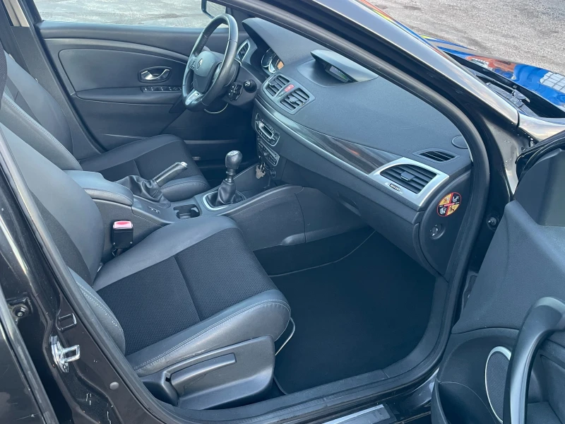 Renault Megane НОВ ВНОС ИТАЛИЯ, снимка 14 - Автомобили и джипове - 53446679