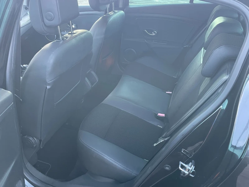 Renault Megane НОВ ВНОС ИТАЛИЯ, снимка 10 - Автомобили и джипове - 53446679
