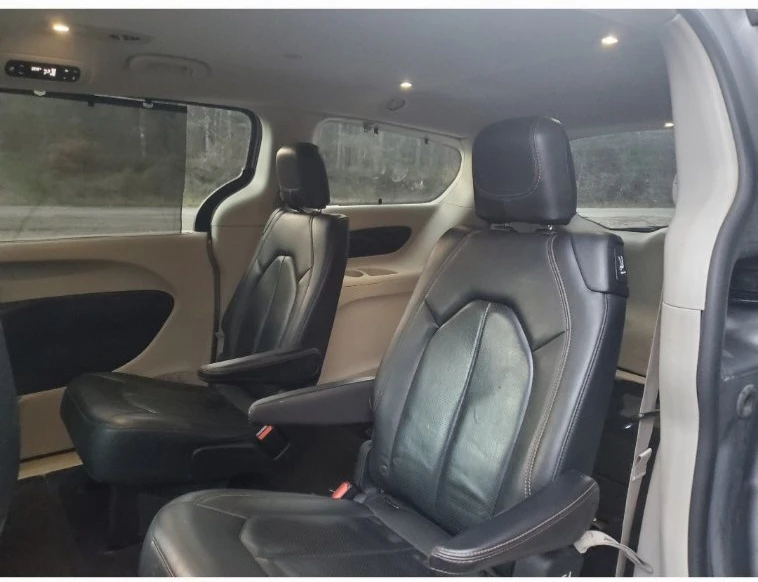 Chrysler Pacifica, снимка 9 - Автомобили и джипове - 54667681
