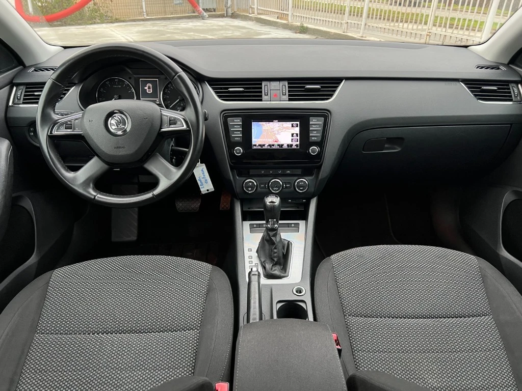 Skoda Octavia 1.8i-4X4-180КОНЯ - изображение 10