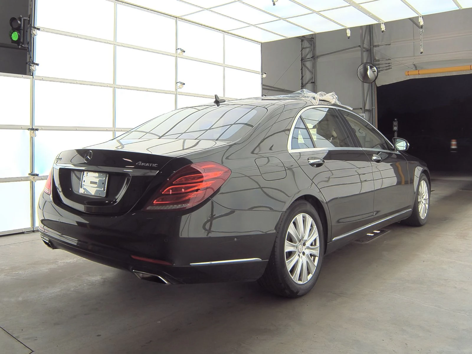 Mercedes-Benz S 550 BURMASTER* DISTRO* МАСАЖ* ОБДУХ* KEYLESS* AMBIENT - изображение 5