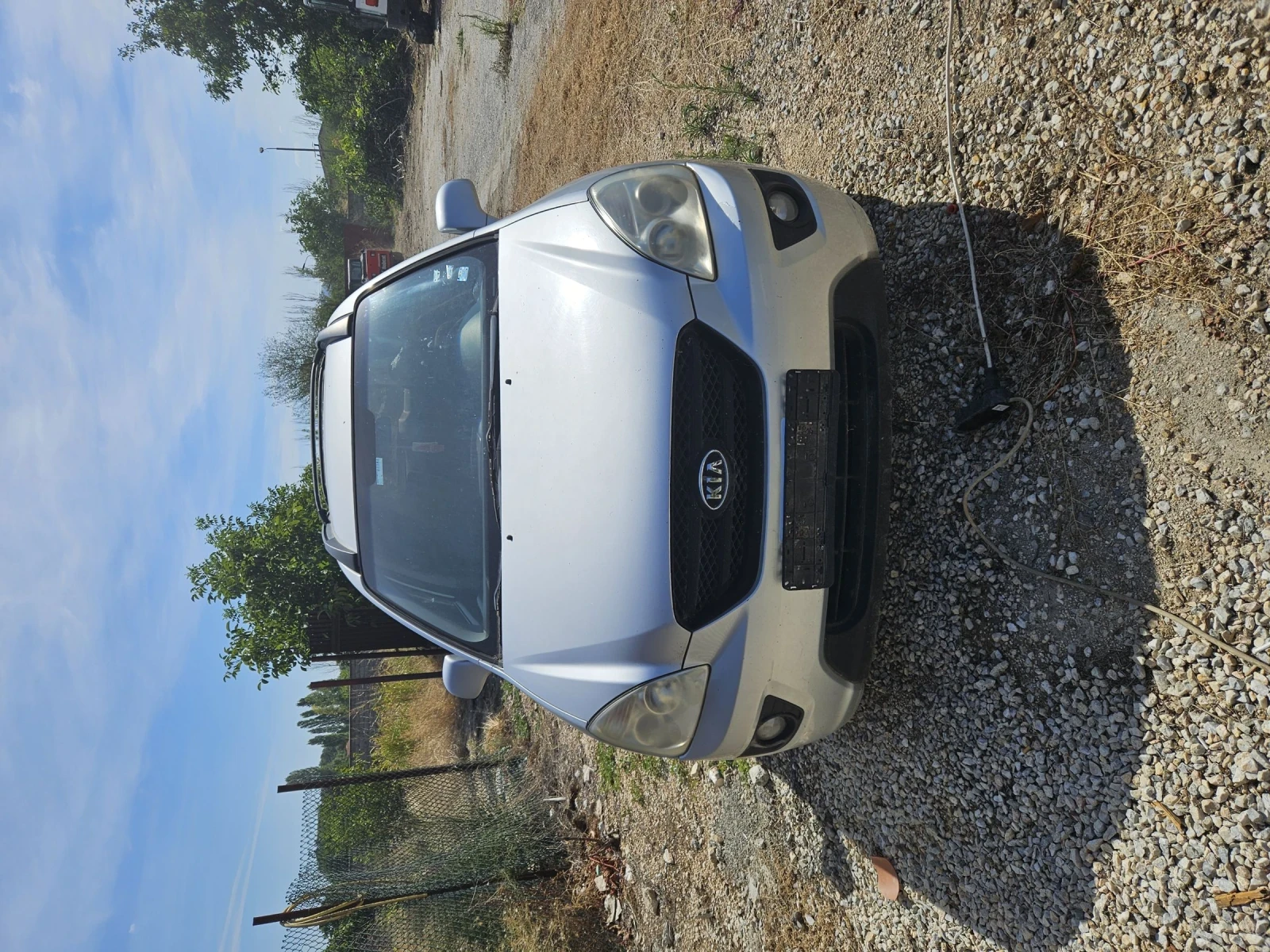 Kia Carens 2.0 benzin - изображение 2