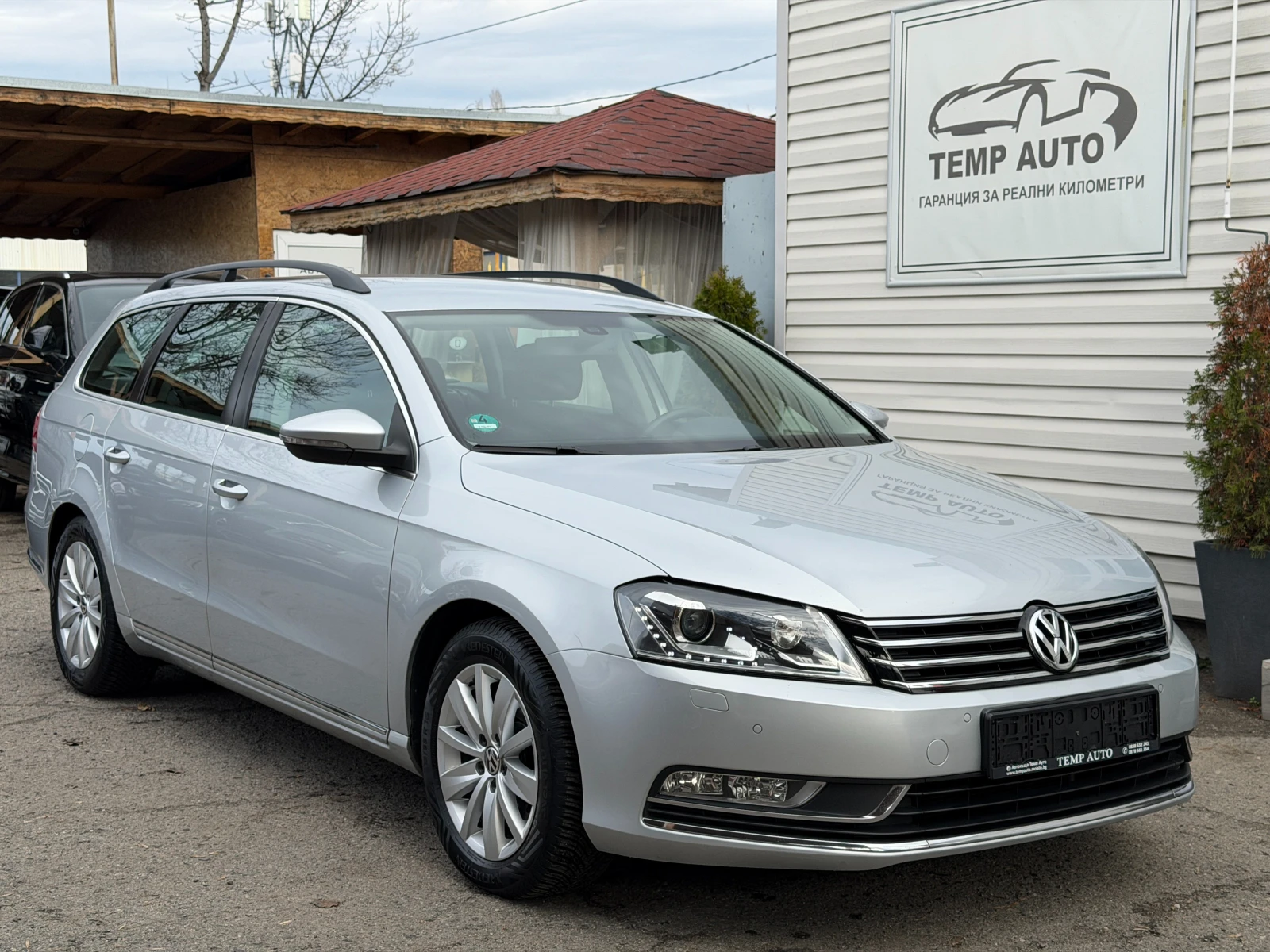 VW Passat 2.0TDI* СЕРВИЗНА КНИЖКА С ПЪЛНА ИСТОРИЯ В VW - изображение 3