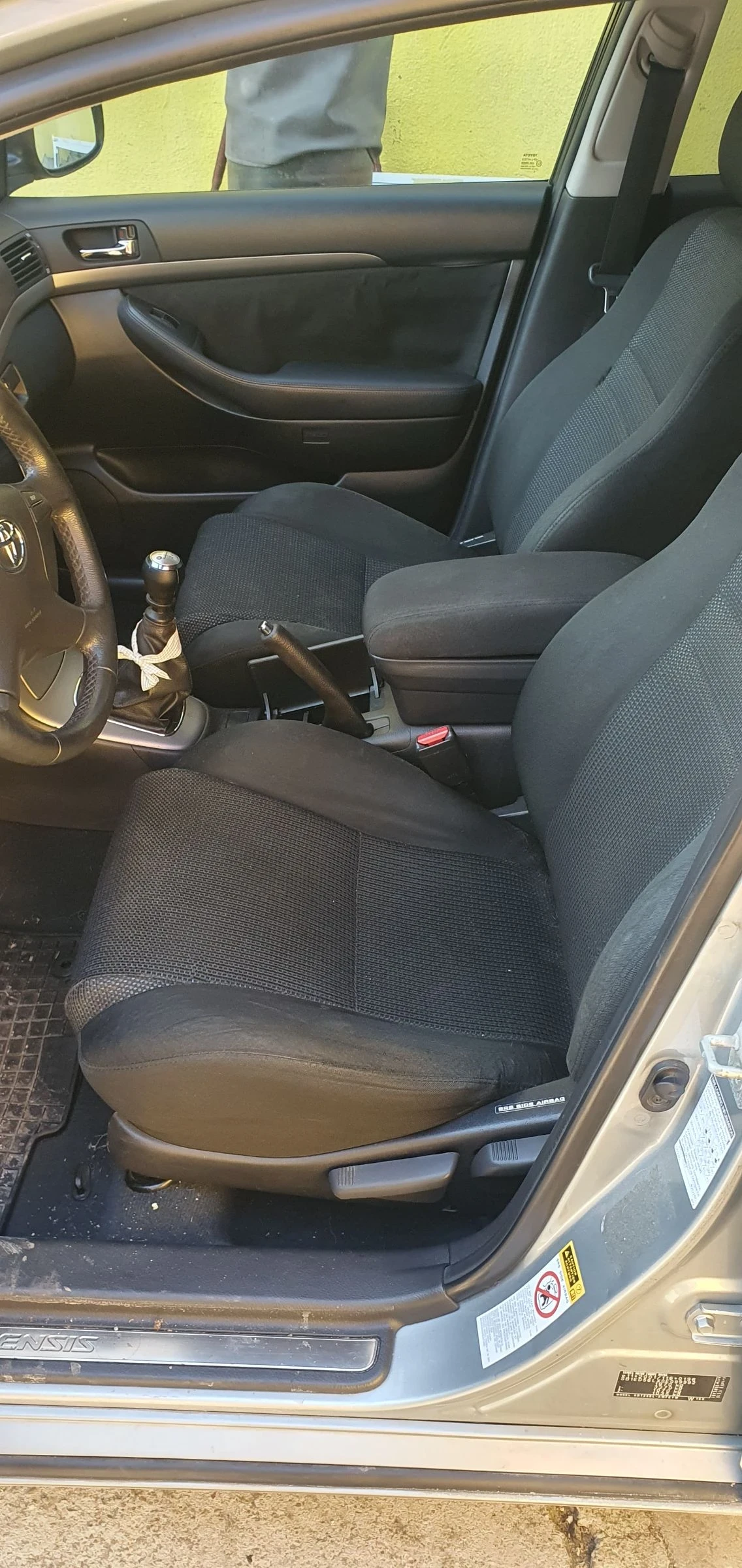 Toyota Avensis 2.0  d4d 126 кс - изображение 7