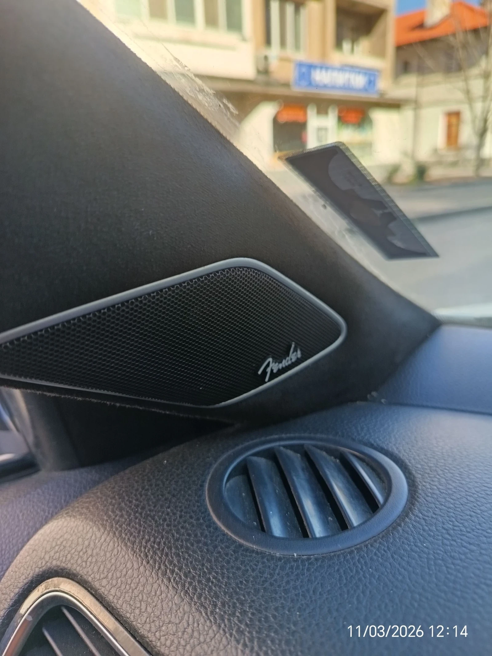 VW Jetta, снимка 11 - Автомобили и джипове - 53813229