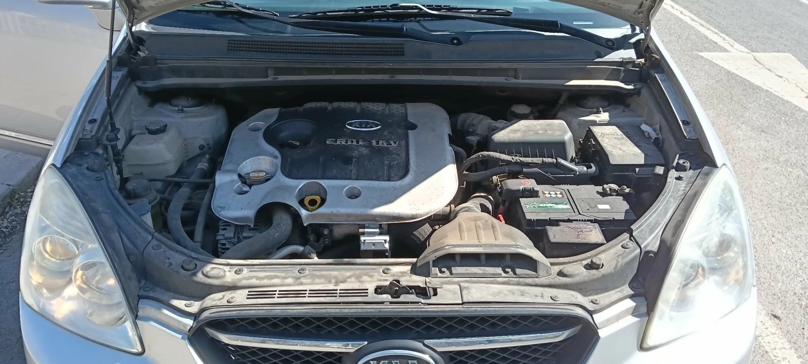 Kia Carens, снимка 13 - Автомобили и джипове - 53892222