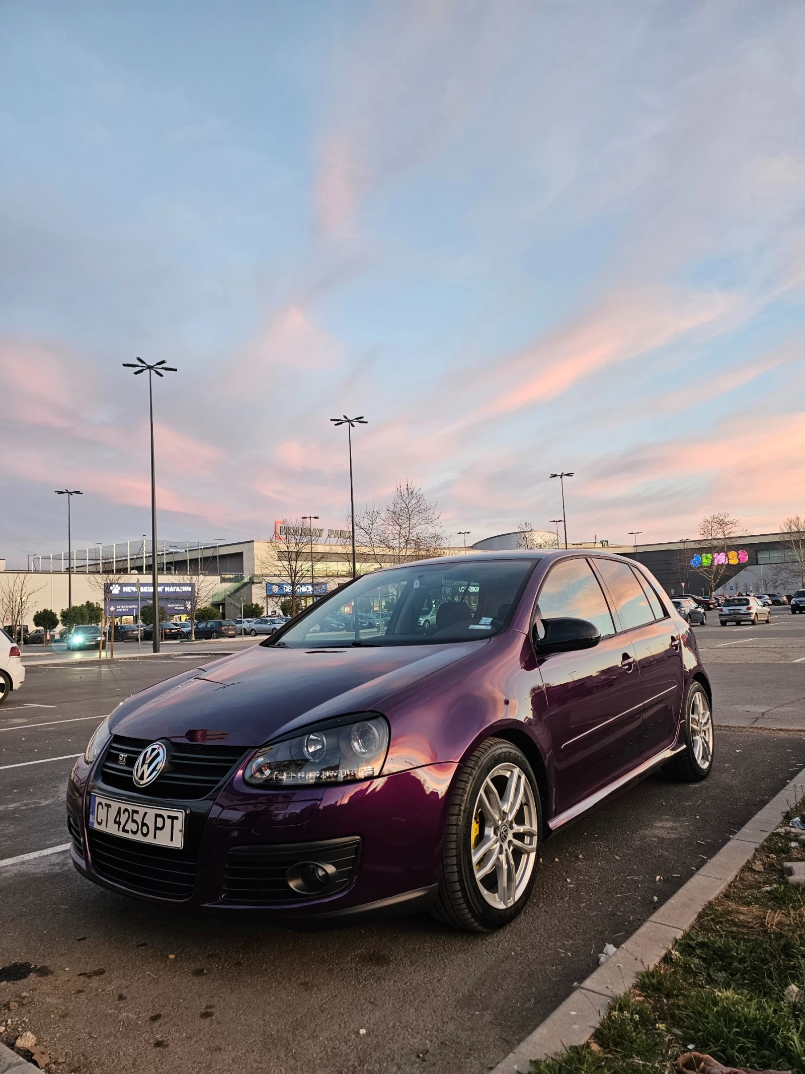 VW Golf 2.0TDI GT 4motion, снимка 2 - Автомобили и джипове - 54116643