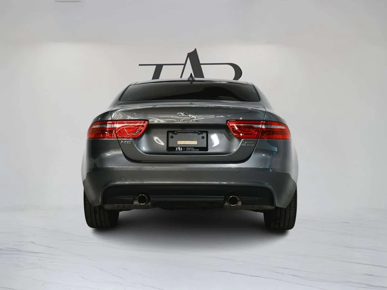Jaguar XE * Premium * CARFAX * ���� �� �� | Mobile.bg � ����������� 7
