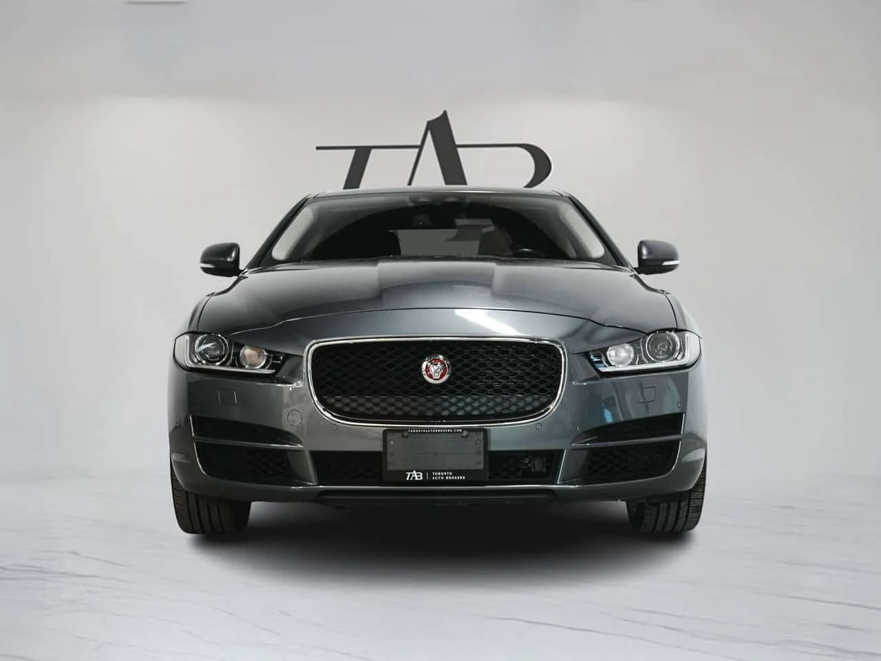 Jaguar XE * Premium * CARFAX * ���� �� �� | Mobile.bg � ����������� 6