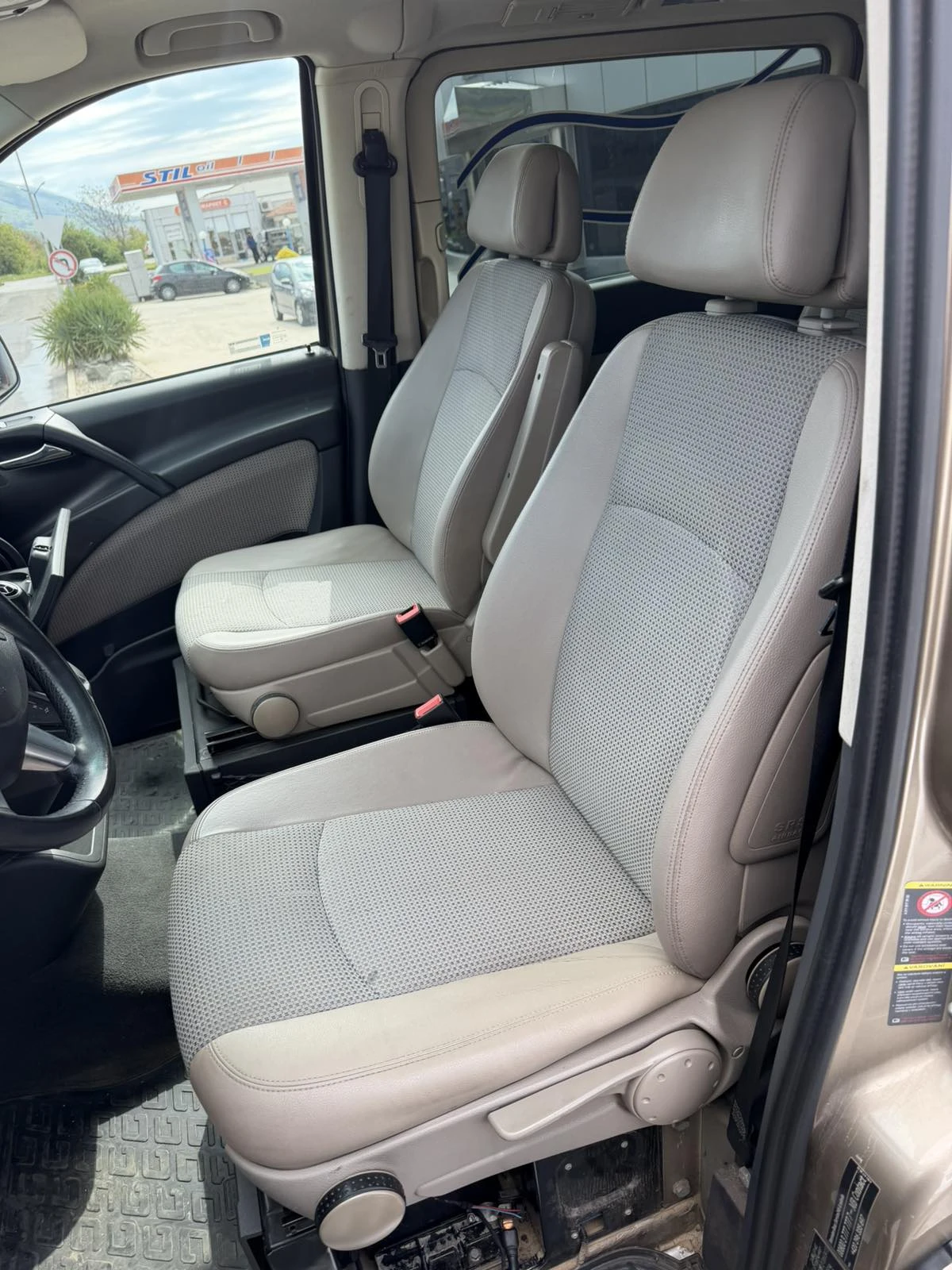 Mercedes-Benz Viano 3.0 V6/Климатроник/НА ЧАСТИ!, снимка 7 - Автомобили и джипове - 54386678
