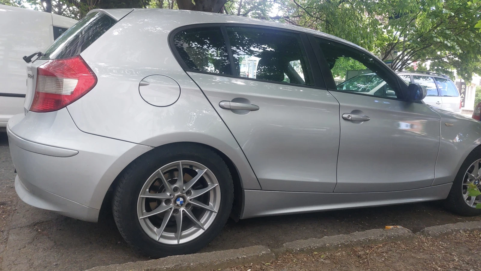 BMW 118, снимка 4 - Автомобили и джипове - 54593590